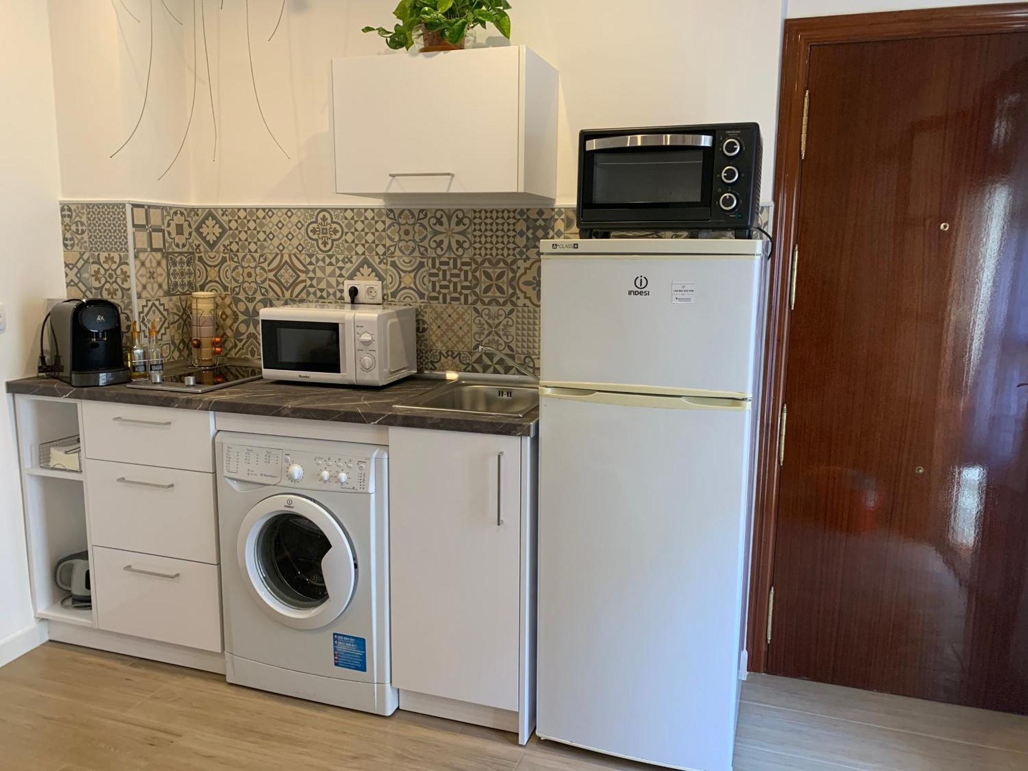 Apartamento Plaza De La Corredera Kordoba Bagian luar foto